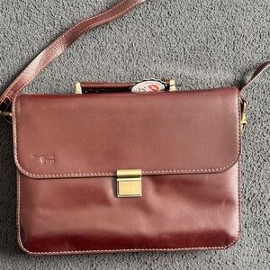 Elegant Brown Leather Bag